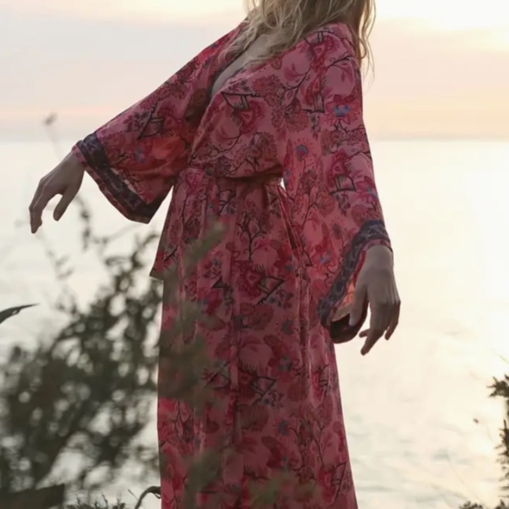 NEW Floral Kimono Robe in Pink and Red
